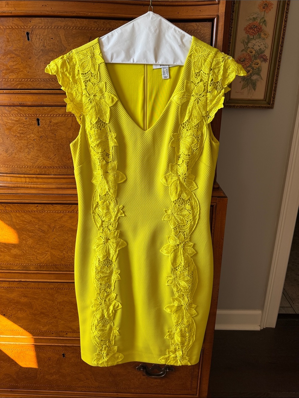 Belle Badgley Mischka Neon Yellow Lace-Trim V-Neck Midi Dress